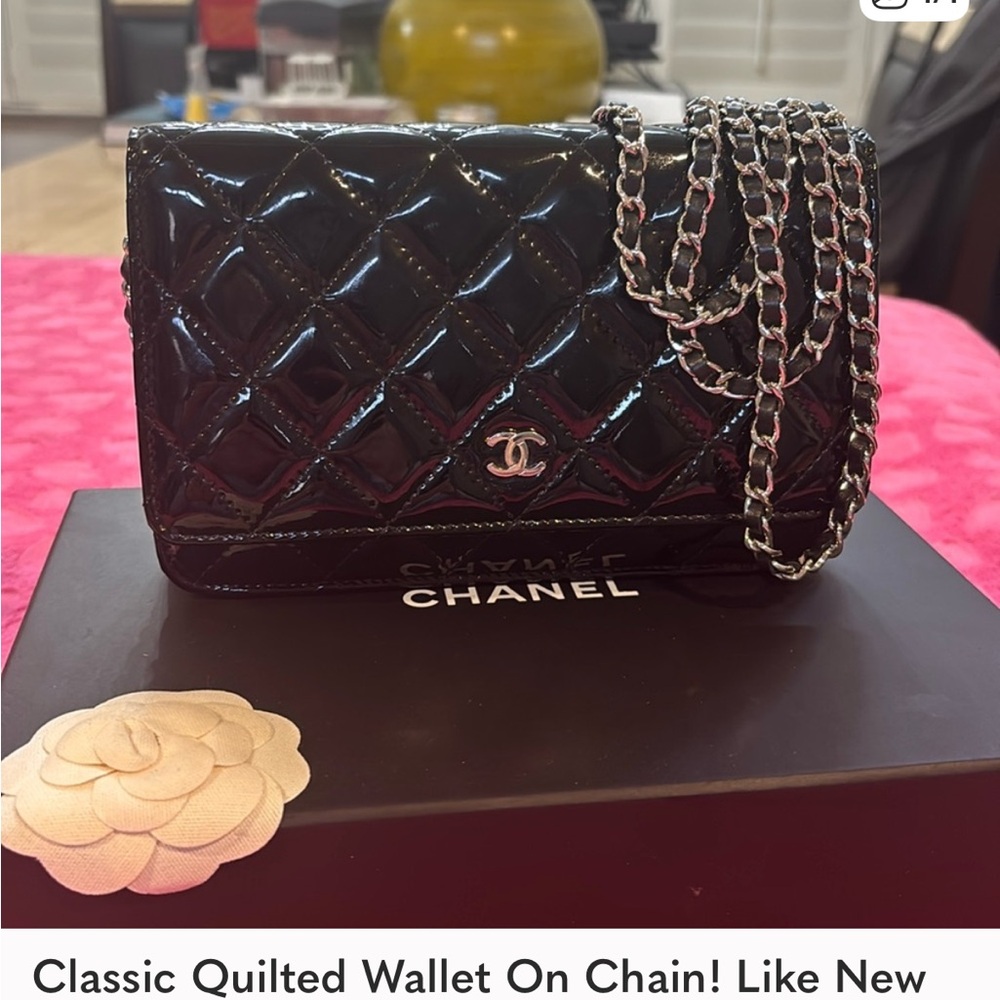 Chanel Glossy Black Quilted chain bag comes with Chanel box Like new